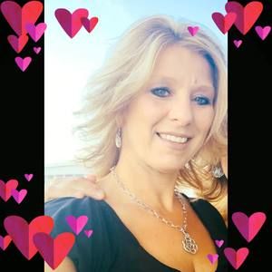 Meet your Posher, Danielle jen